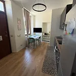 Διαμέρισμα Casa Tuxedo-comfort&relax-a Due Passi Dal Centro Βερμπάνια