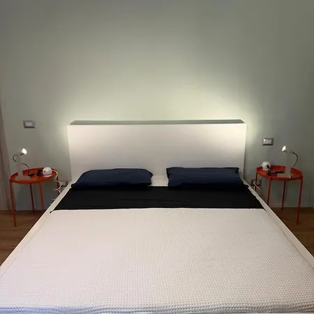Casa Tuxedo-comfort&relax-a Due Passi Dal Centro * 베르바니아