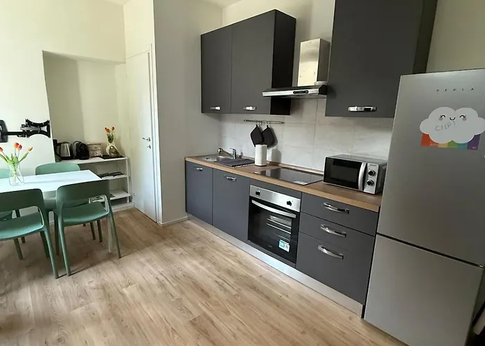 Daire Casa Tuxedo-comfort&relax-a Due Passi Dal Centro